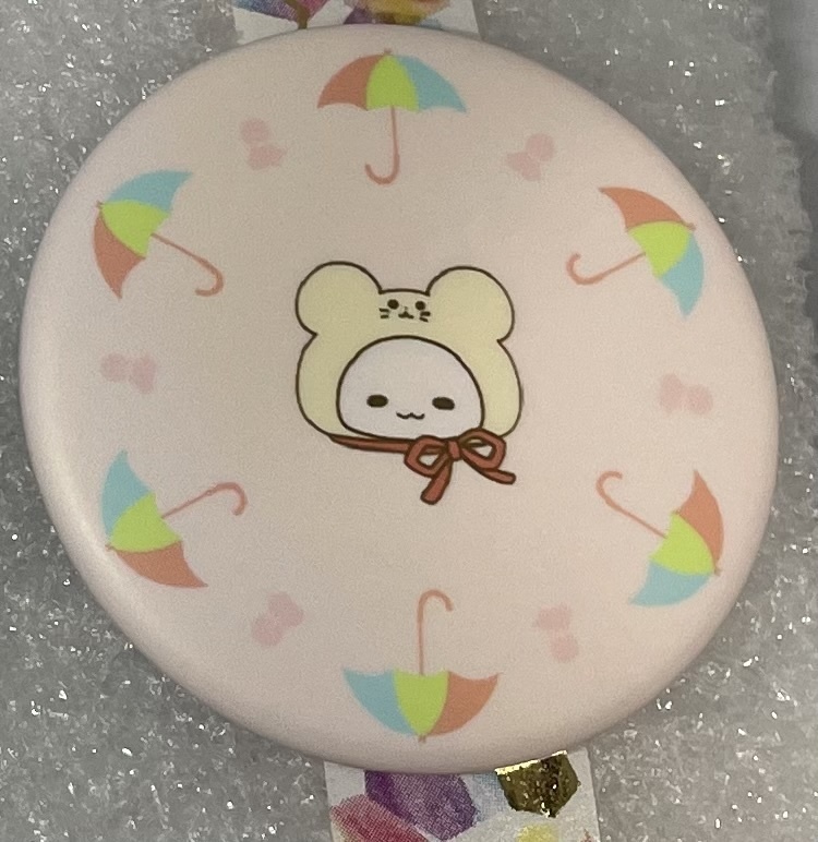 ネズミちゃん缶バッジ_梅雨