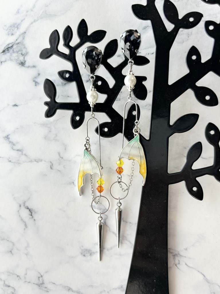 【無期迷途】ラミアイメージピアス