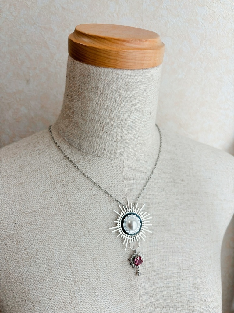 【無期迷途手芸部】NOX(純白の祈り)イメージネックレス