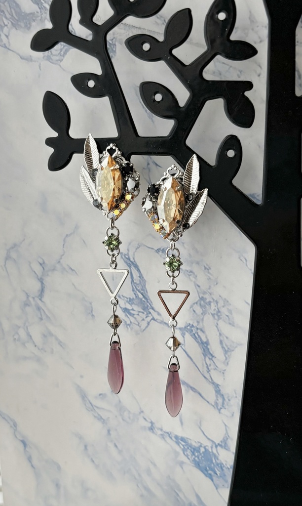 【無期迷途】ラングリーイメージピアス