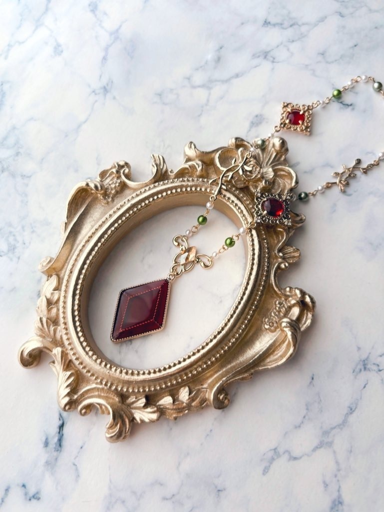 【無期迷途】ヒパティア(燃える黄昏)イメージネックレス