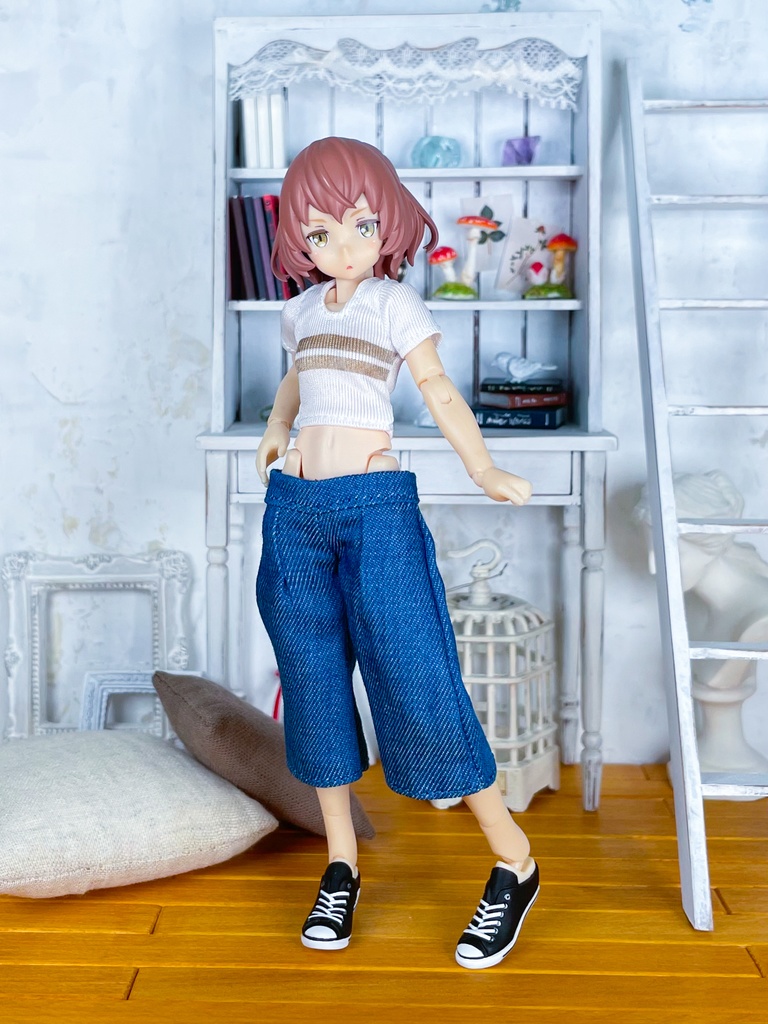 1/12スケール　ミニTシャツとハーフパンツのセット