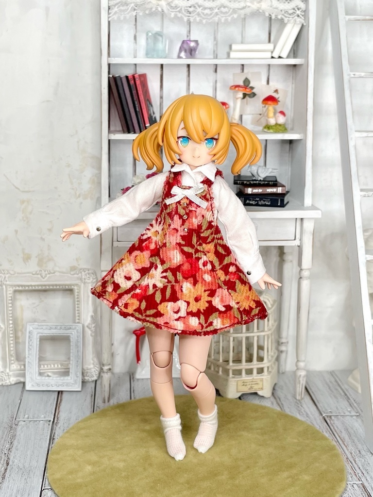 1/12スケール　【ブラウス・ワンピース・靴下のセット】赤