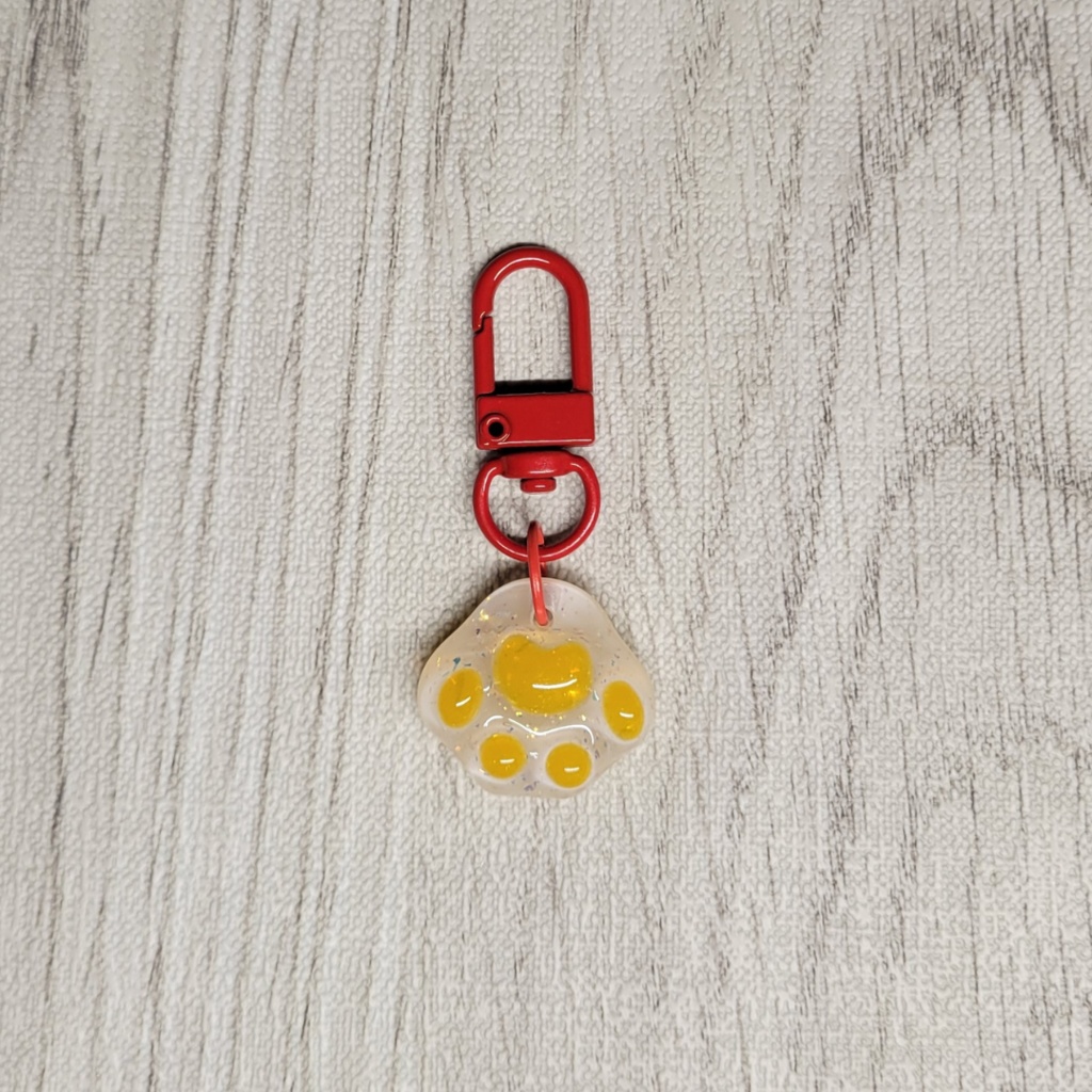 【にじそうさく07】にくきゅうチャーム