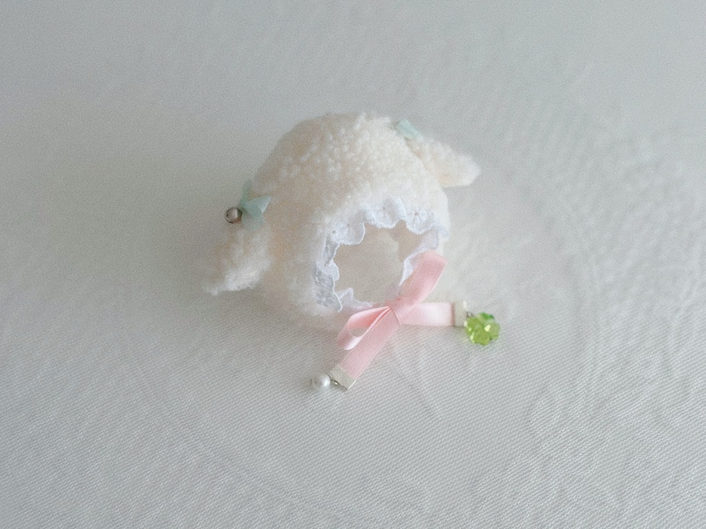 Mellow Meadow Lamb Bonnet