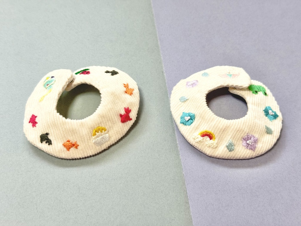 刺繍つけ襟