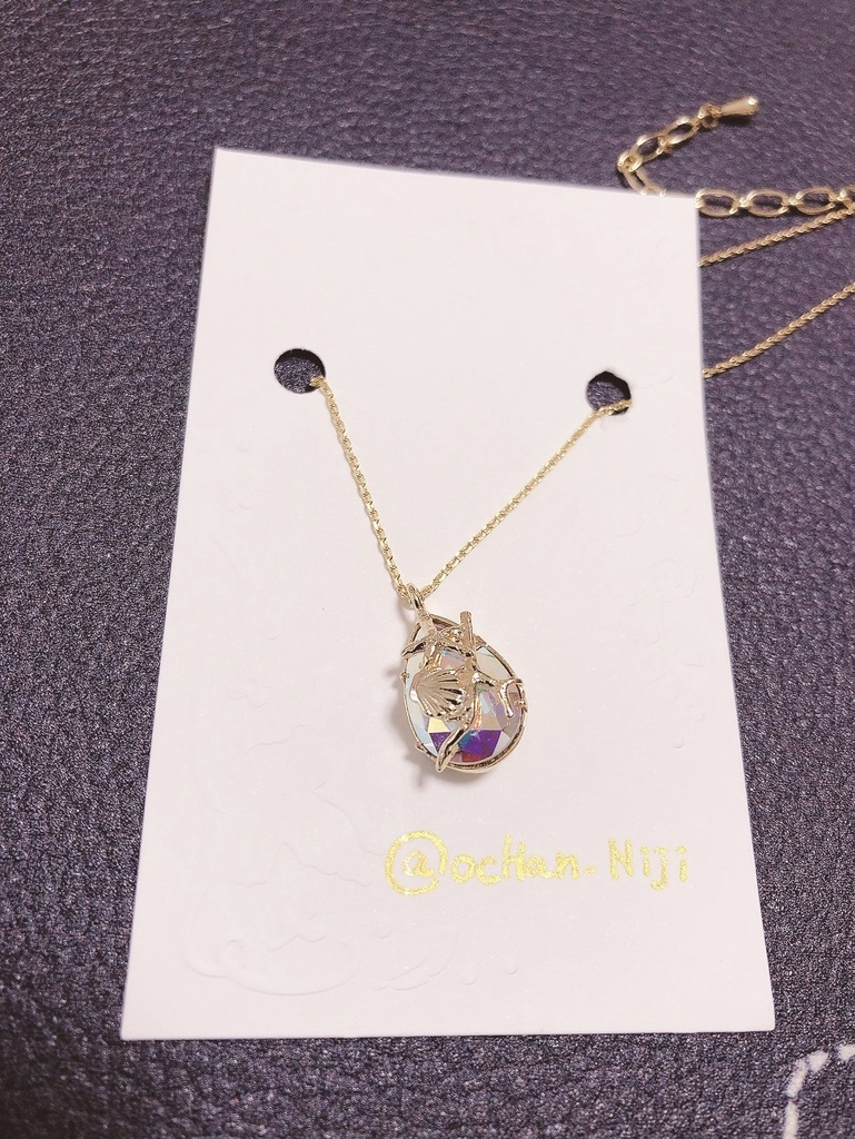 オクタヴィネルイメージネックレス