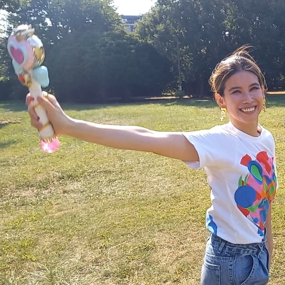 【モデル着用】【軽量】ホイルチョコハート Uチェーン ピアス&イヤリング