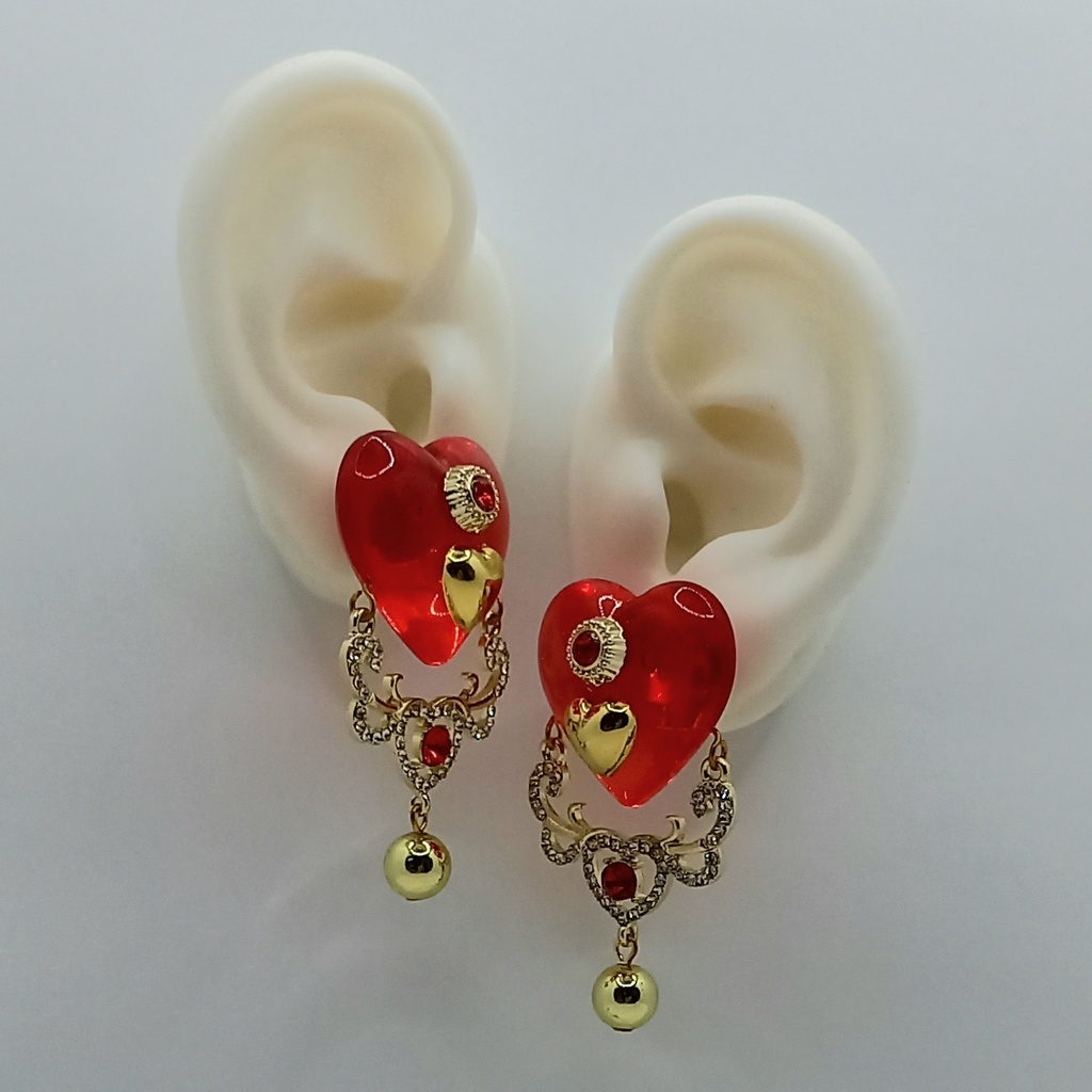 【モデル着用】【ちょい重】クリアレッドハート ピアス&イヤリング 2種
