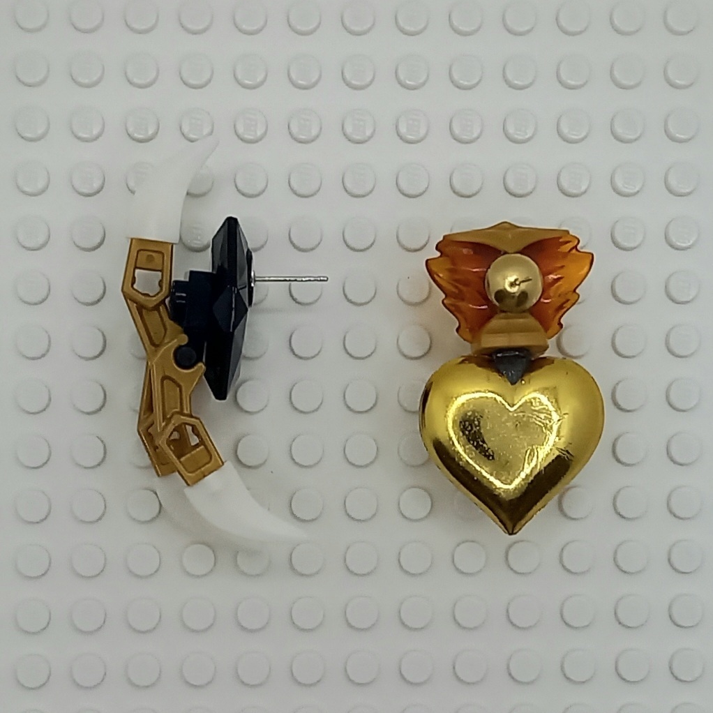 【モデル着用現品】【ちょい重】ホイルチョコハート メカハンド コブラ アシンメトリー ピアス