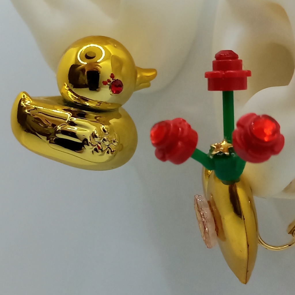 【ちょい重】ホイルチョコハート&ダック フラワー アシンメトリー イヤリング 2種