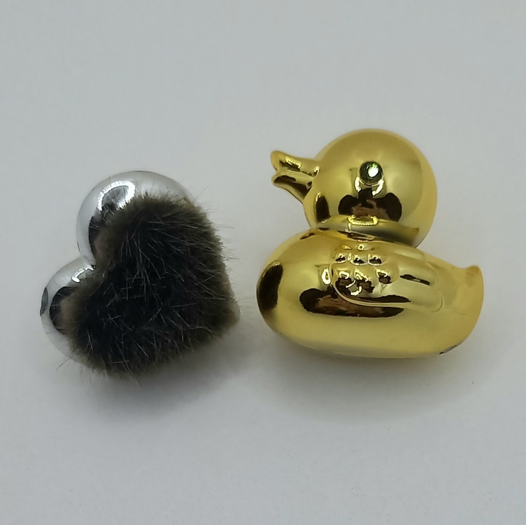 【ちょい重】ホイルチョコハート&ダック ファー アシンメトリー ピアス 2種