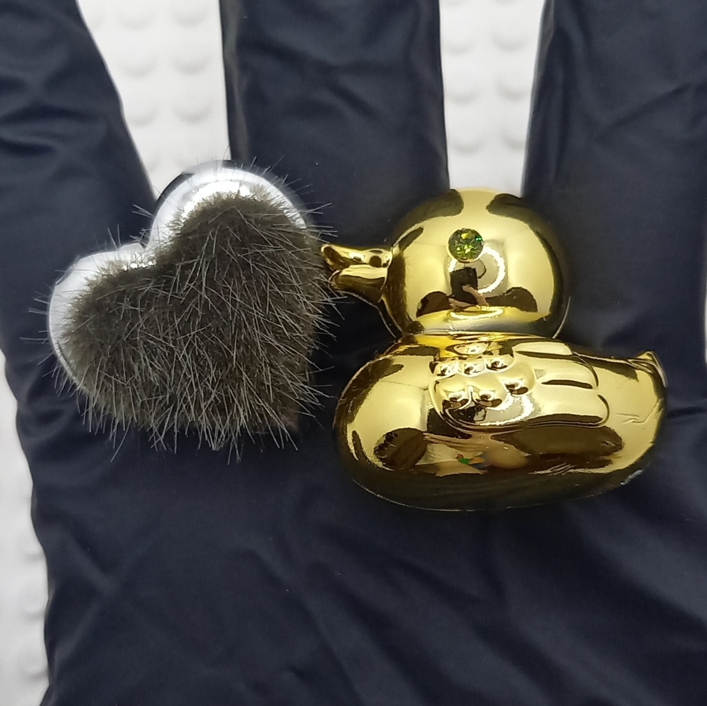 【ちょい重】ホイルチョコハート&ダック ファー アシンメトリー ピアス 2種