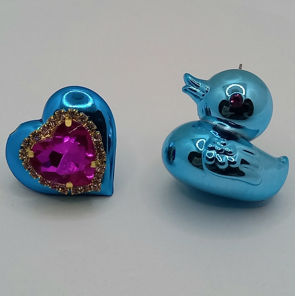 【ちょい重】ホイルチョコハート&ダック アシンメトリー ハートビジュー ピアス 2種