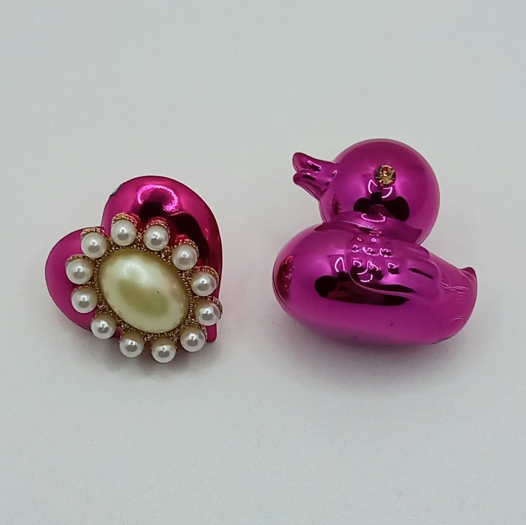 【ちょい重】ホイルチョコハート&ダック アシンメトリー パールビジュー ピアス