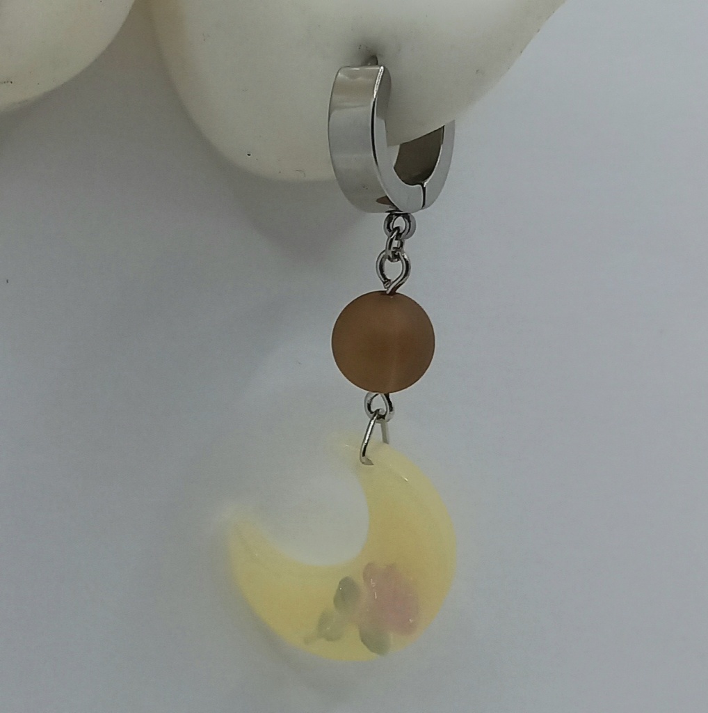 【軽量】【片耳用】ムーン カラーチェンジ ピアス 2種