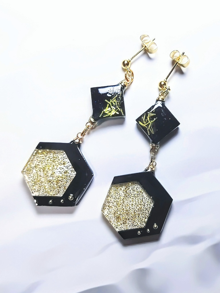 レジンアクセサリー ピアス ブラック系No.03