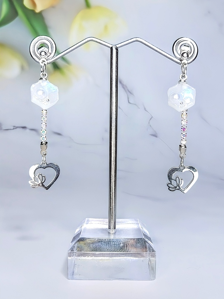 レジンアクセサリー ピアス クリア系No.15