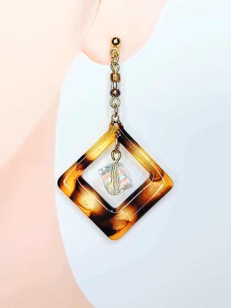 レジンアクセサリー ピアス ベッコウNo.08