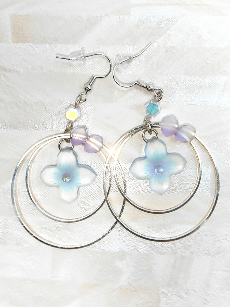 レジンアクセサリー ピアス クリア系No.21