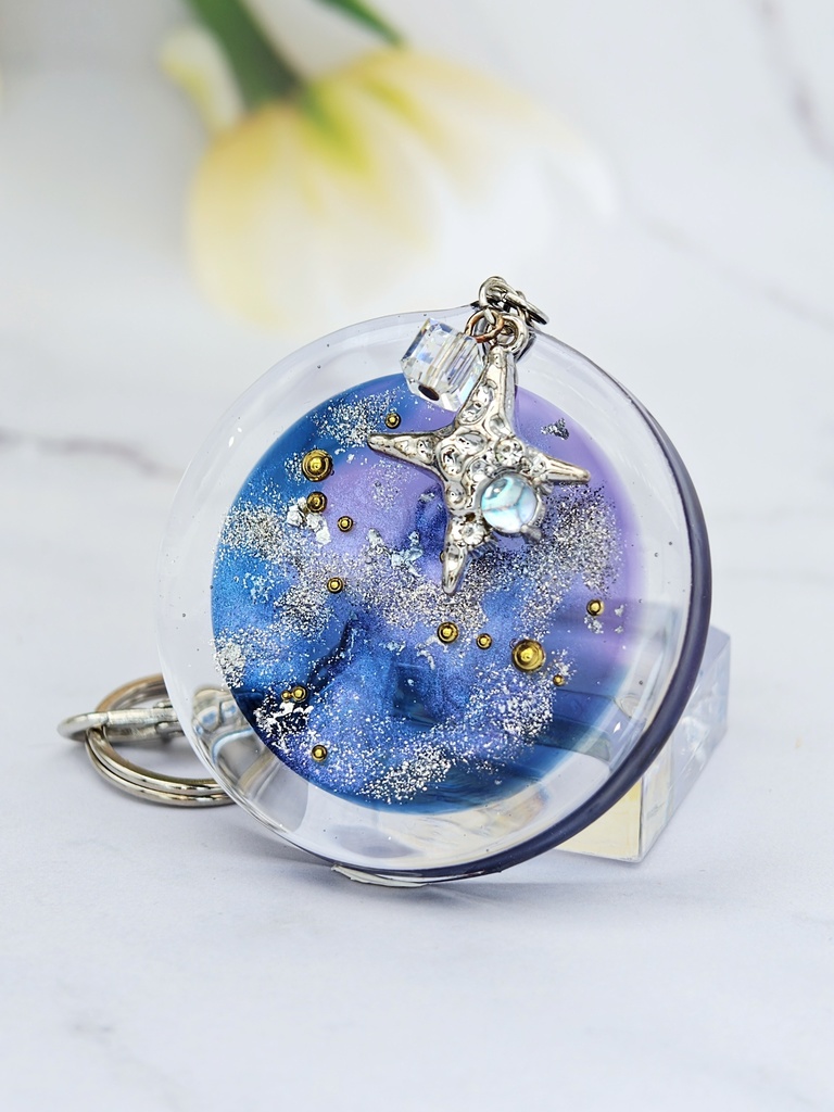 宇宙を閉じ込めたキーホルダー&バッグチャーム