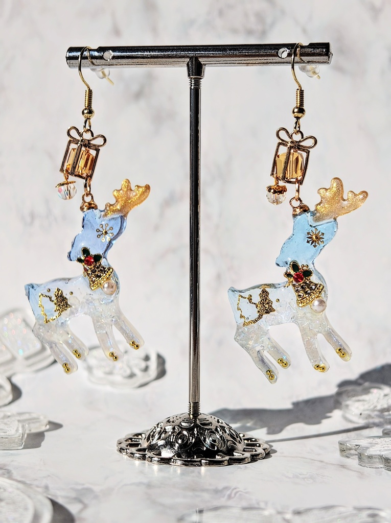 シーズナル トナカイピアス