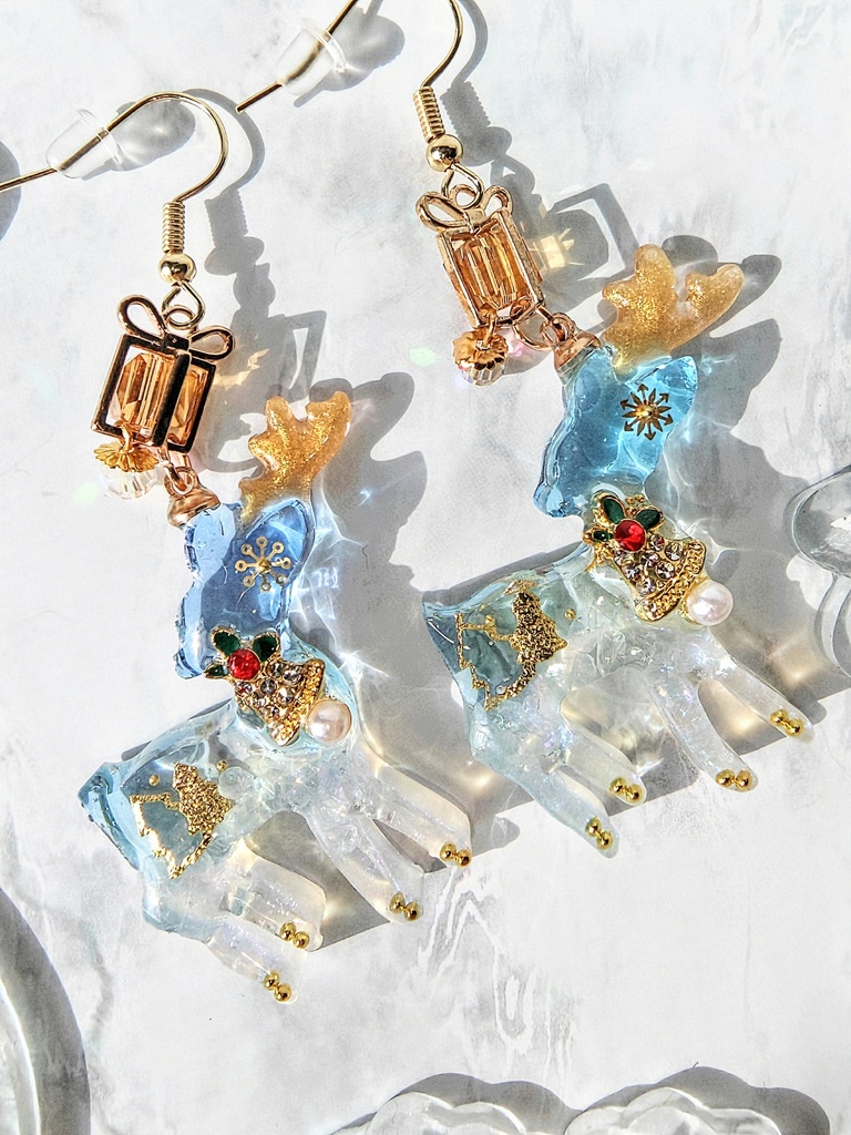 シーズナル トナカイピアス