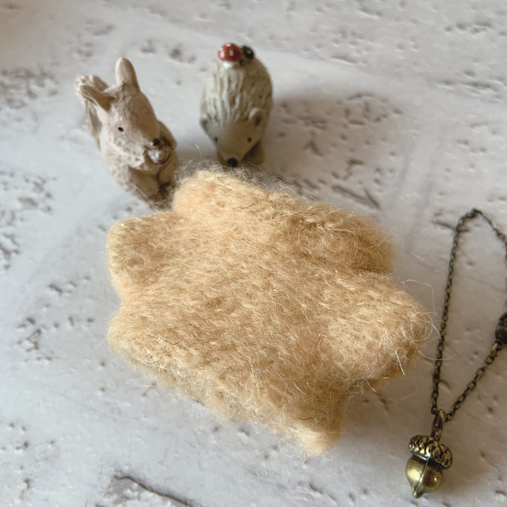 金糸入りモヘアニット