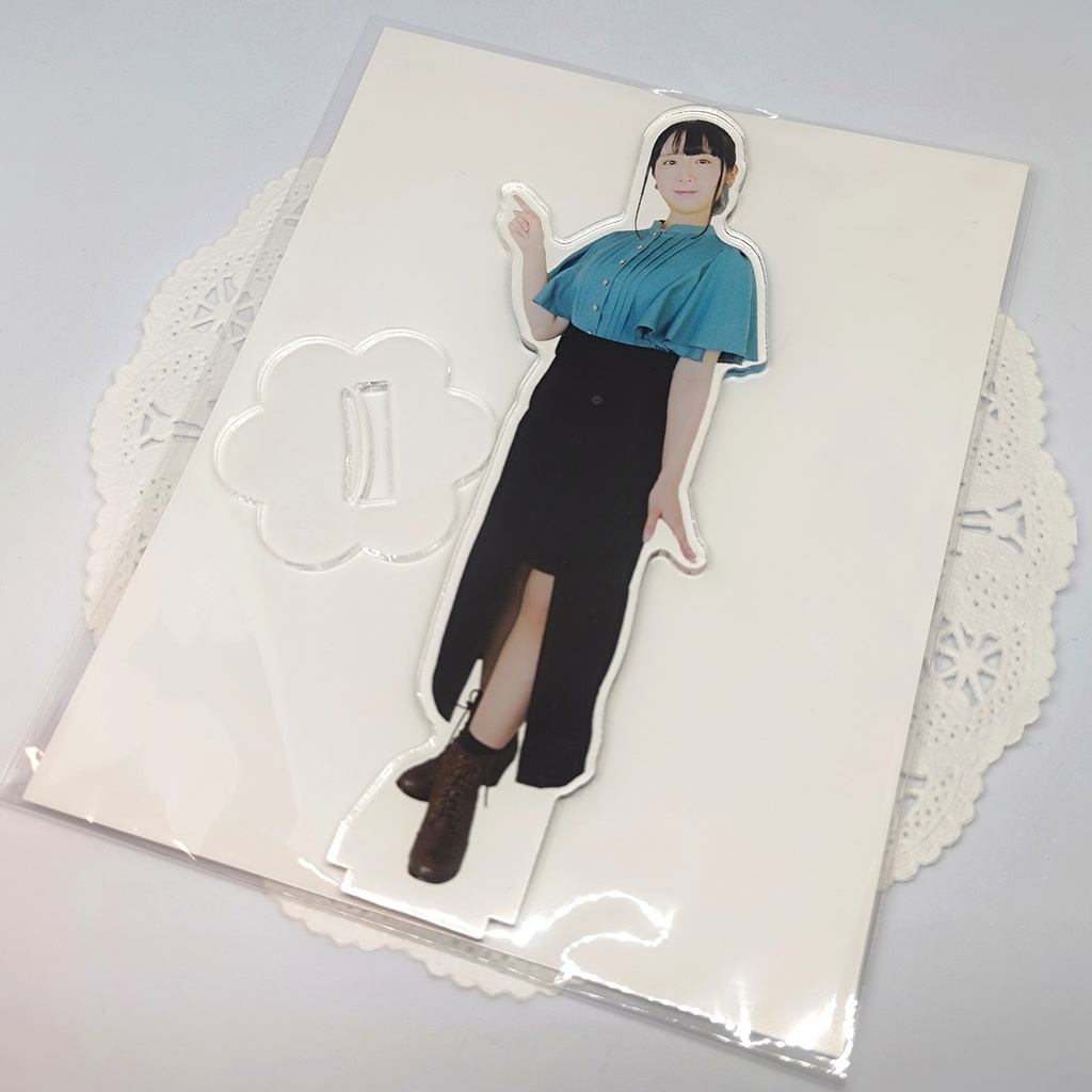 実写アクリルスタンド【汐見雪菜】