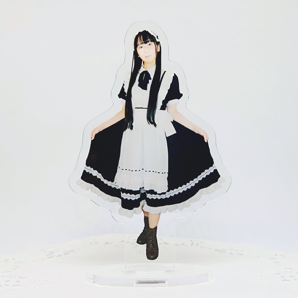 実写アクリルスタンド・メイド服【汐見雪菜】