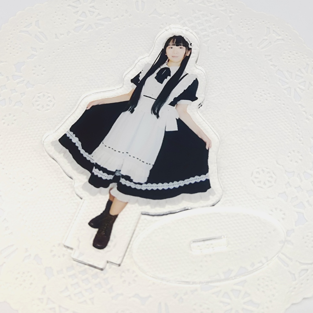 実写アクリルスタンド・メイド服【汐見雪菜】