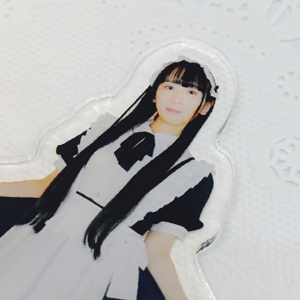 実写アクリルスタンド・メイド服【汐見雪菜】
