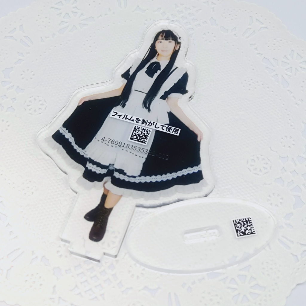 実写アクリルスタンド・メイド服【汐見雪菜】