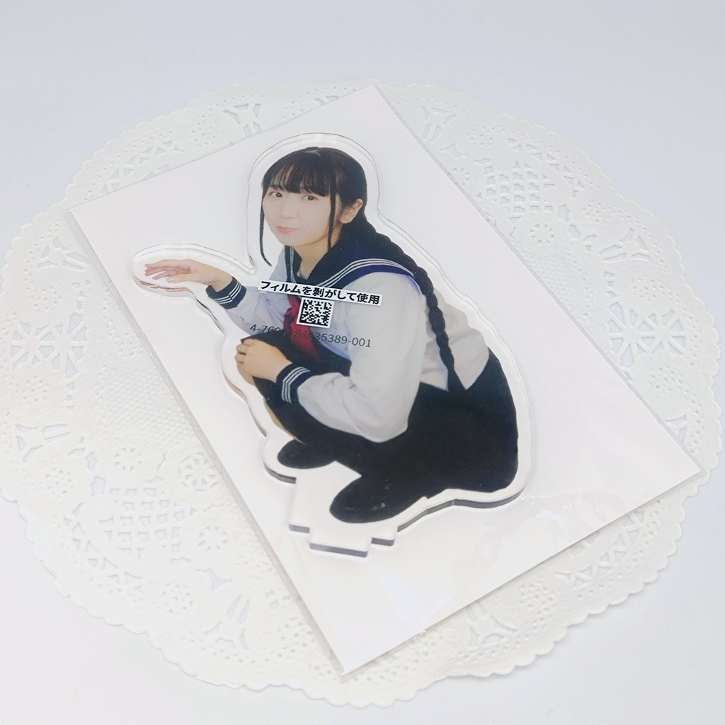 実写アクリルスタンド・セーラー服【汐見雪菜】
