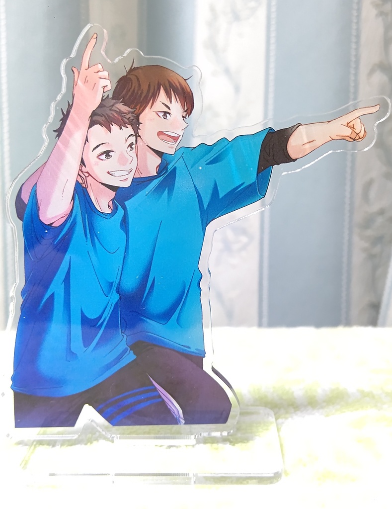 アクリルスタンド(AXISS)