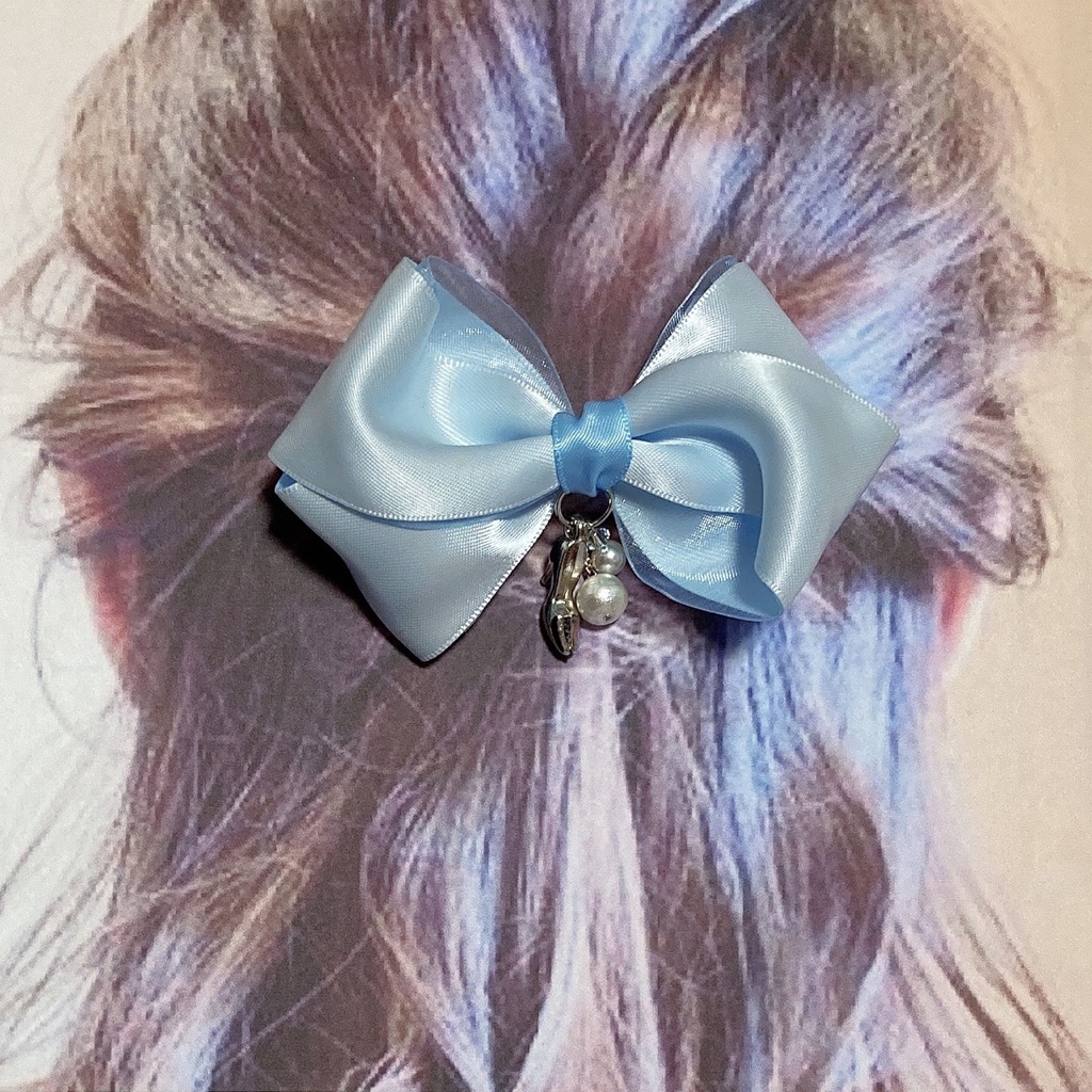 プリンセス♪サテン・オーガンジーリボンとコットンパール、スワロフスキーのふんわりヘアクリップ バレッタ ヘアゴム 〜 水色 〜
