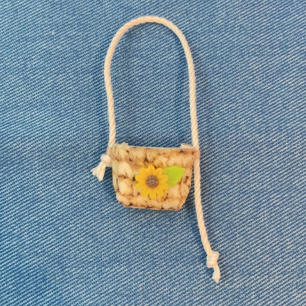 カゴバッグ風ポシェット🌻