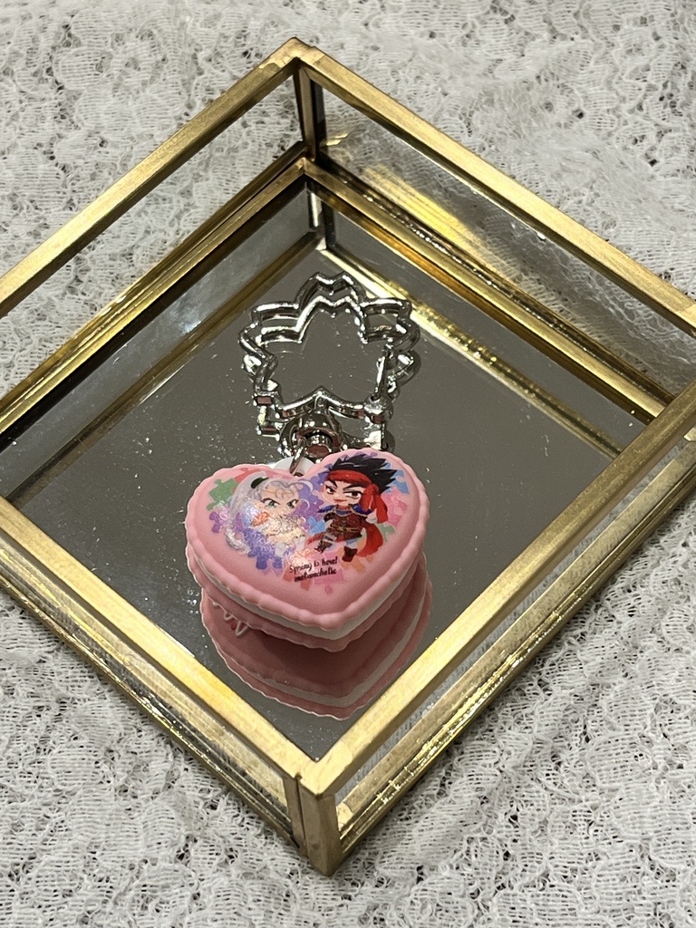 spring is here!ルクミリ♡マカロンキーホルダー