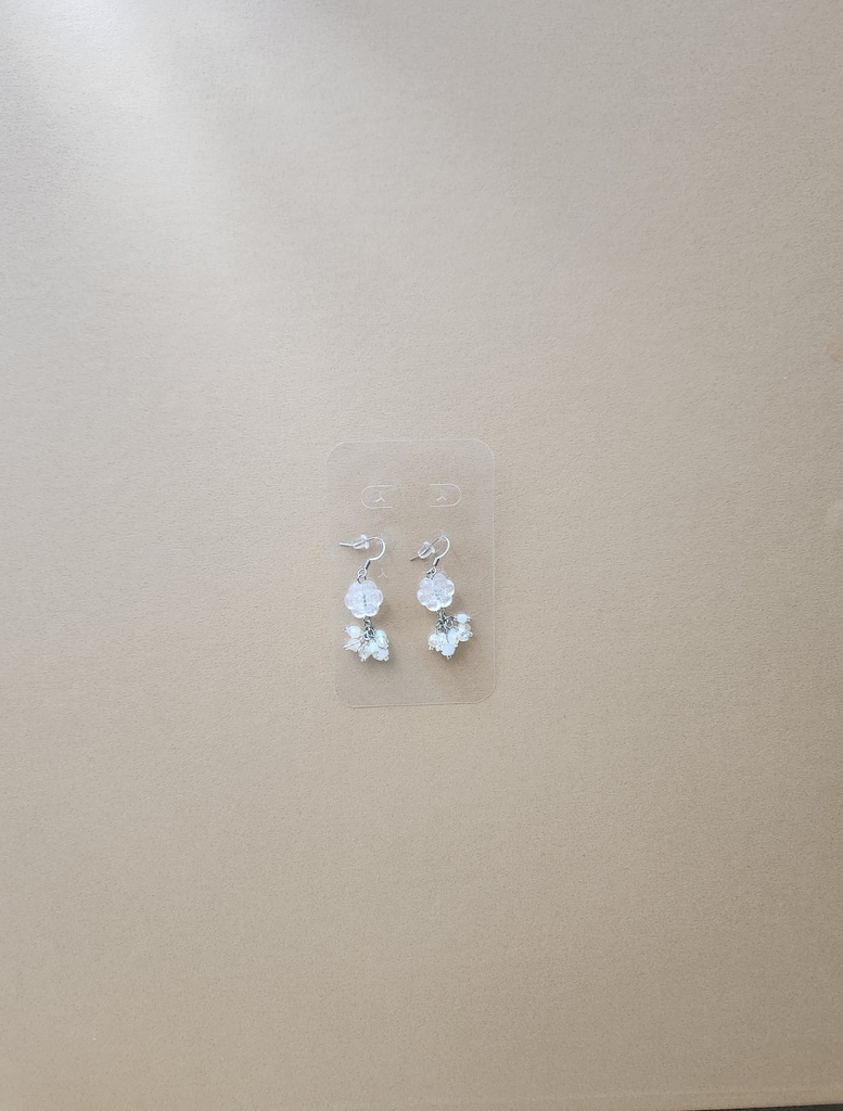オパールフラワーシリーズ/シルバー ピアス単体