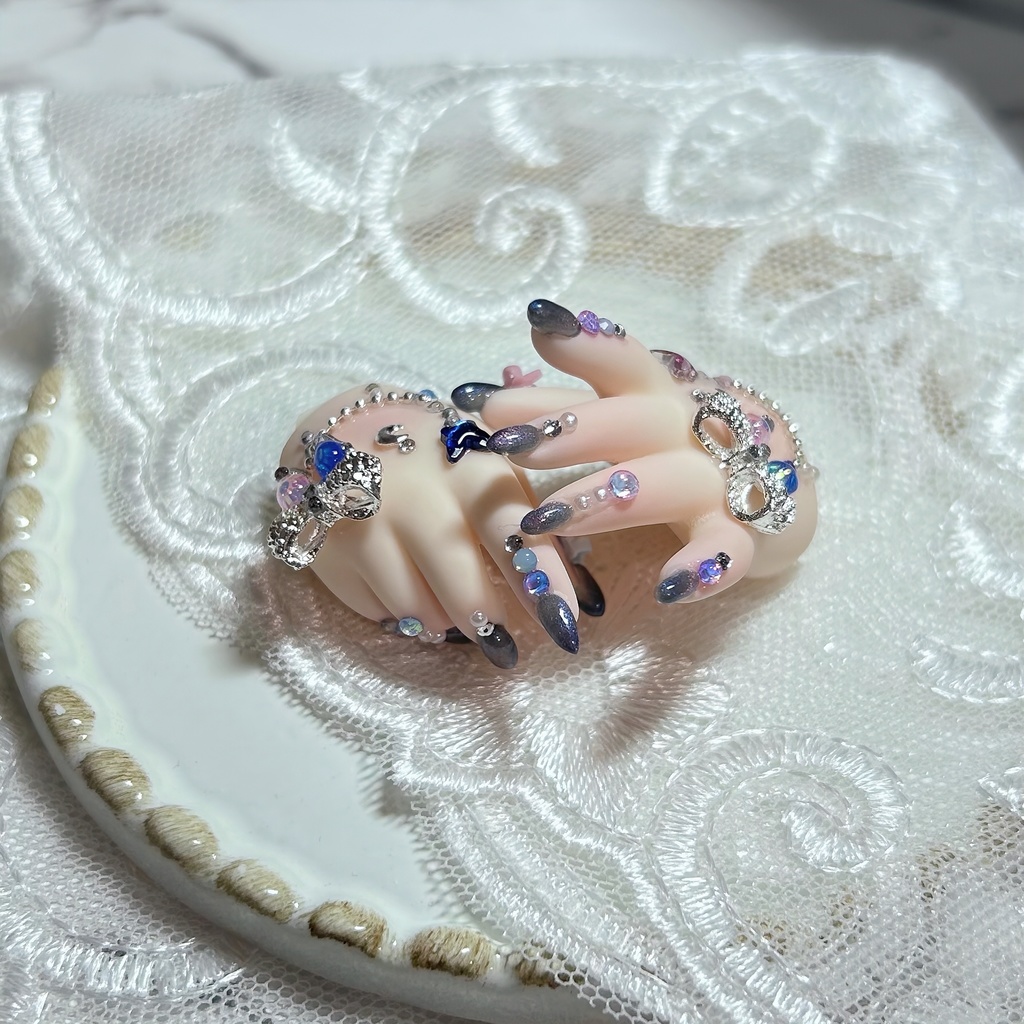 MDD ネイルハンド ピンク×ブルーアシメ𝜗𝜚