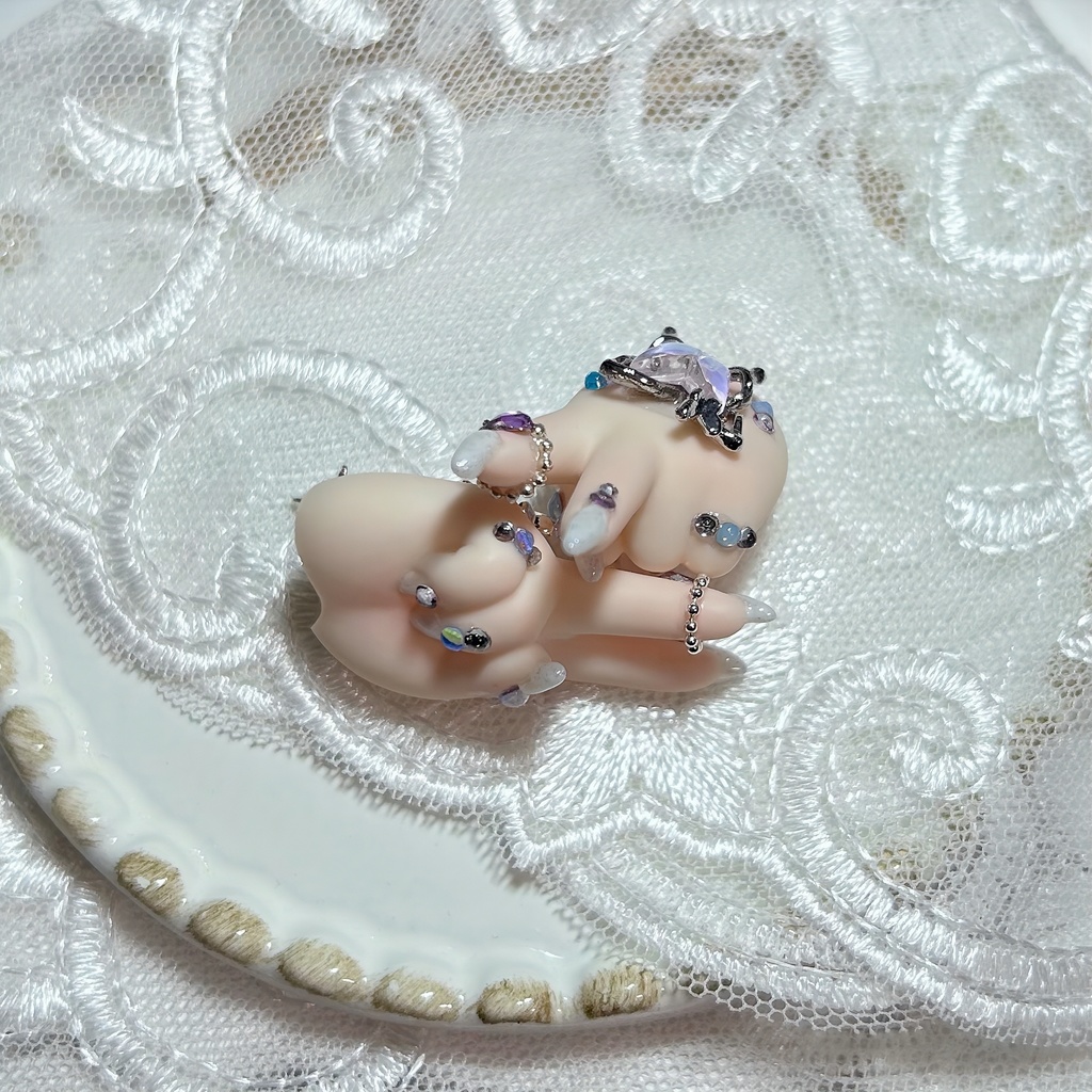 【B品】MDD ネイルハンド ムーンホワイト🤍