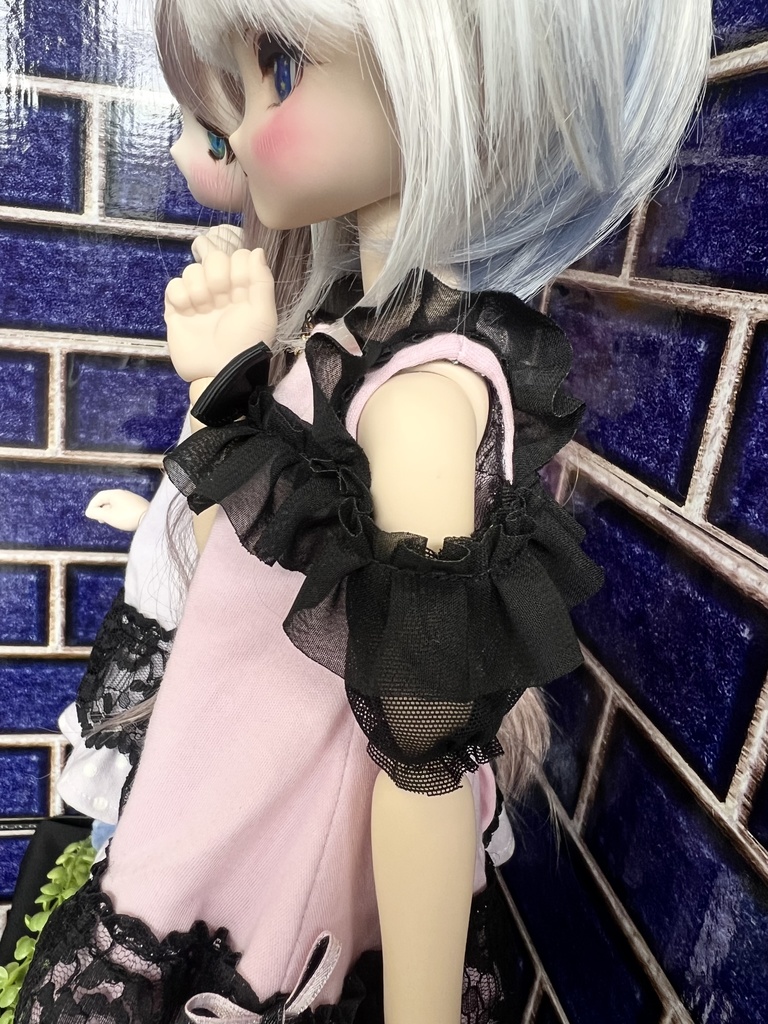 MDD フリル肩出しワンピースセット