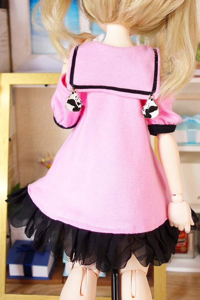 MDDチャーム付きセーラーワンピ