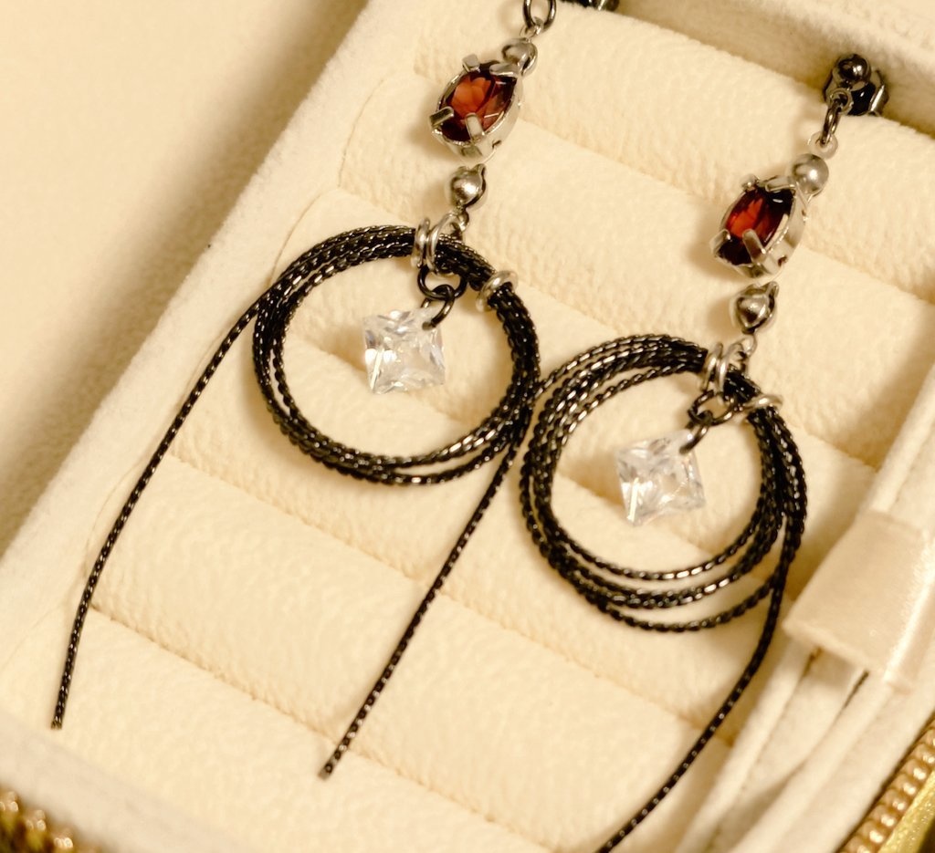 夢追翔イメージピアス