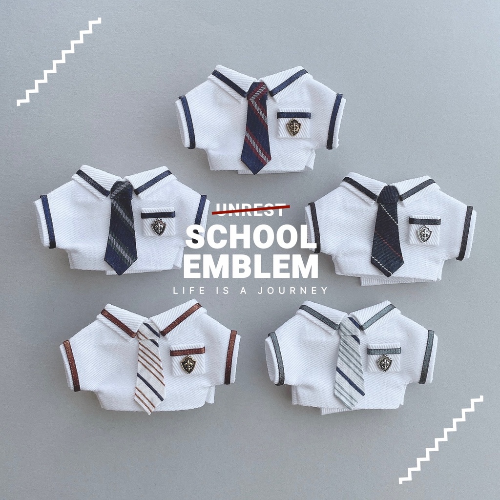 school emblem shirt🏫