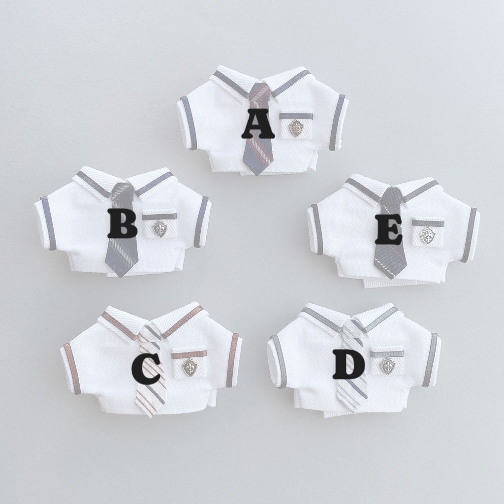 school emblem shirt🏫