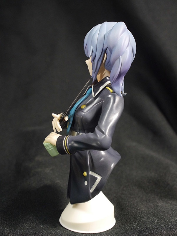 一条りあな_胸像(年収284万仕様)