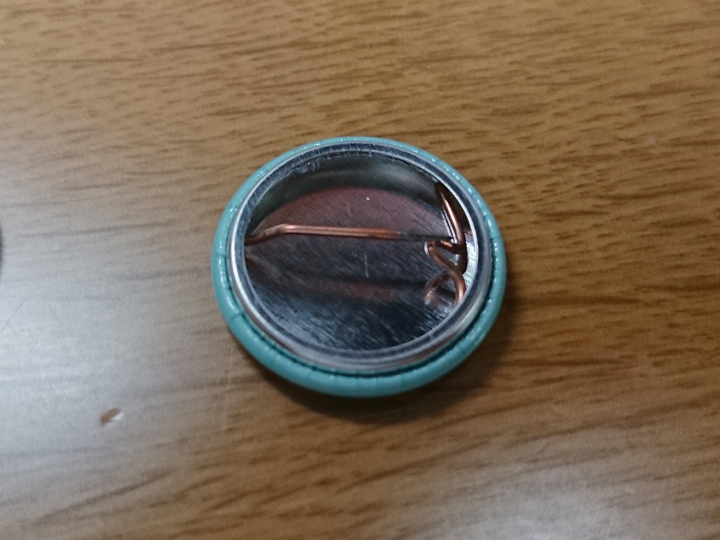 ハリネズミ缶バッジ