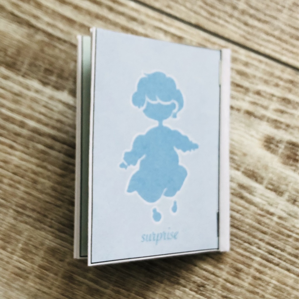 折り本：色と感情