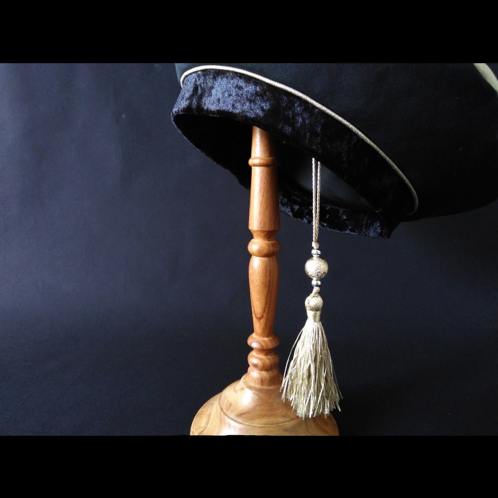 三日月モチーフベレー帽「月を乞う」